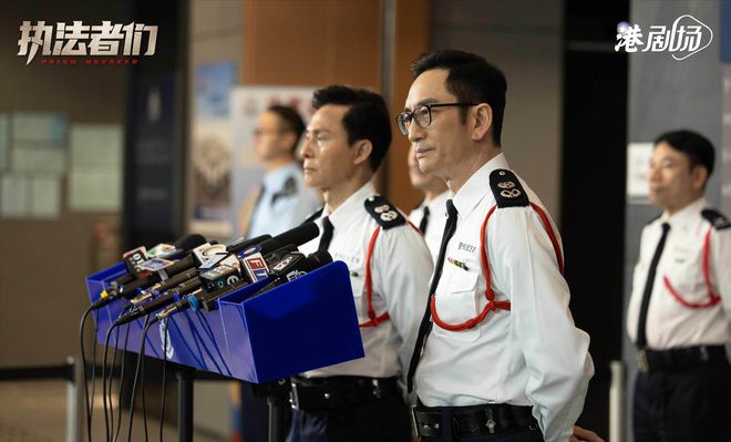 《执法者们》开局高能黄宗泽陈豪马国明组成铁三角追凶断案(图1)