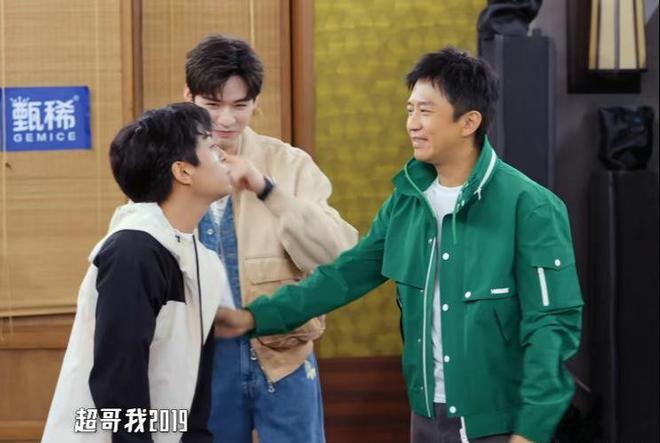 邓超《五哈》开播帅气男顶流愣是搞不过一个笑容憨厚的王宝强(图10)