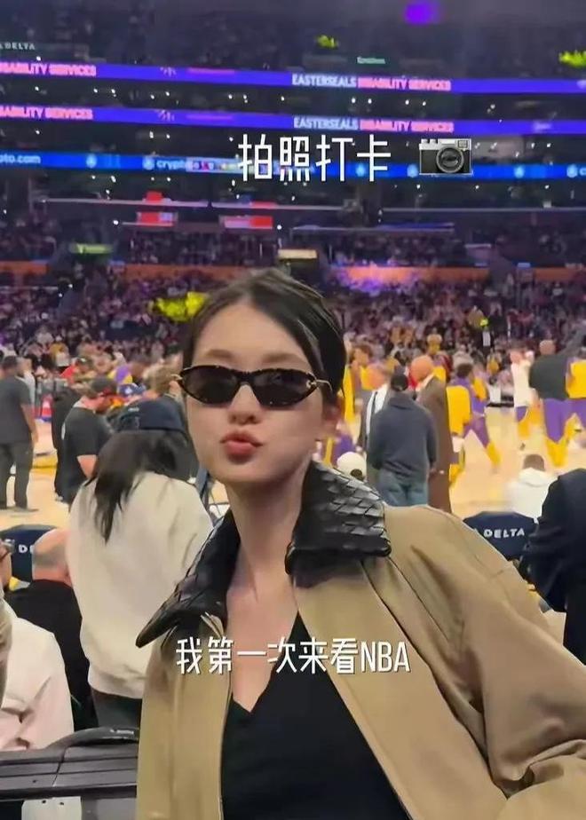 乔欣美国射击场枪枪命中海钓躺赢看鲸鱼富太生活堪比电视剧(图2)