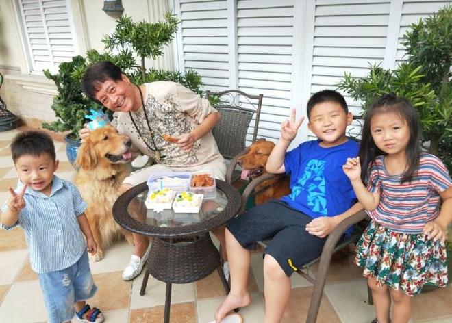 78岁演员方刚离世一生未婚未育生前喜欢认义子只有一人孝顺(图9)