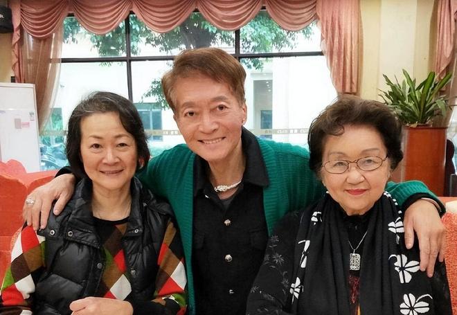 78岁演员方刚离世一生未婚未育生前喜欢认义子只有一人孝顺(图18)