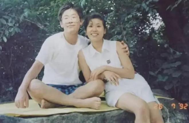 新韩国第一夫人金惠景火了！性格社恐容貌出众和李在明相亲认识(图10)