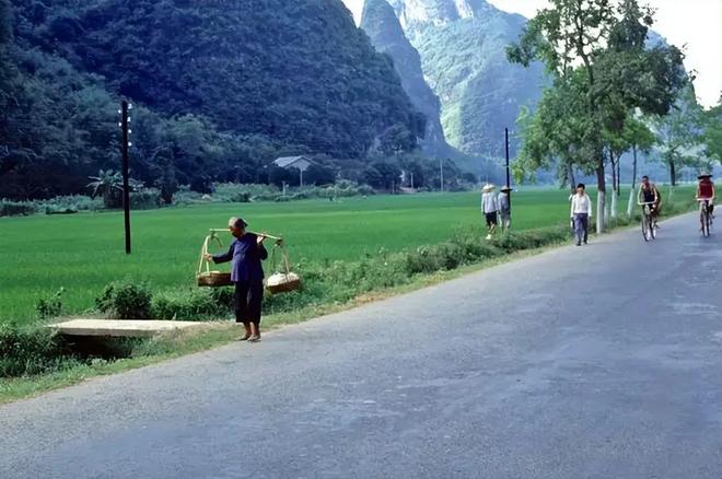 不要被电视剧骗了!80年代的“老桂林”其实是这个样子