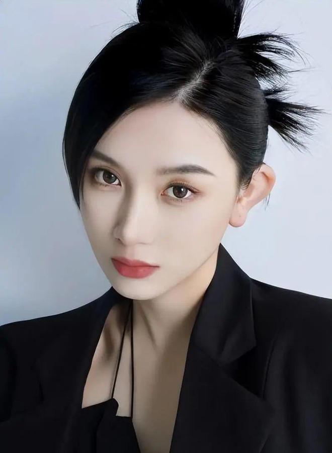 杨子的《甄嬛传》可比电视剧精彩多了(图3)