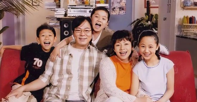 别了夏东海。高亚麟的“塌房”比电视剧精彩