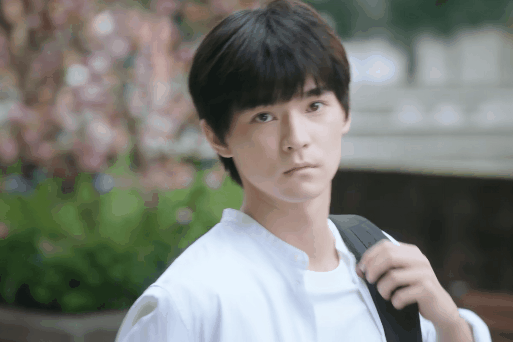 《热恋》仅20分钟飙升第一？22000热度炸服！真香剧竟清爽又上头(图7)