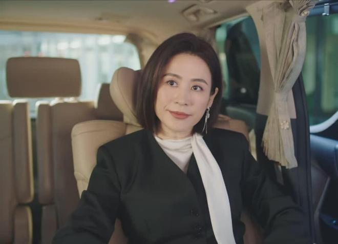 热播第1没想到8月还没过完这剧成了今年港剧最大的黑马(图8)