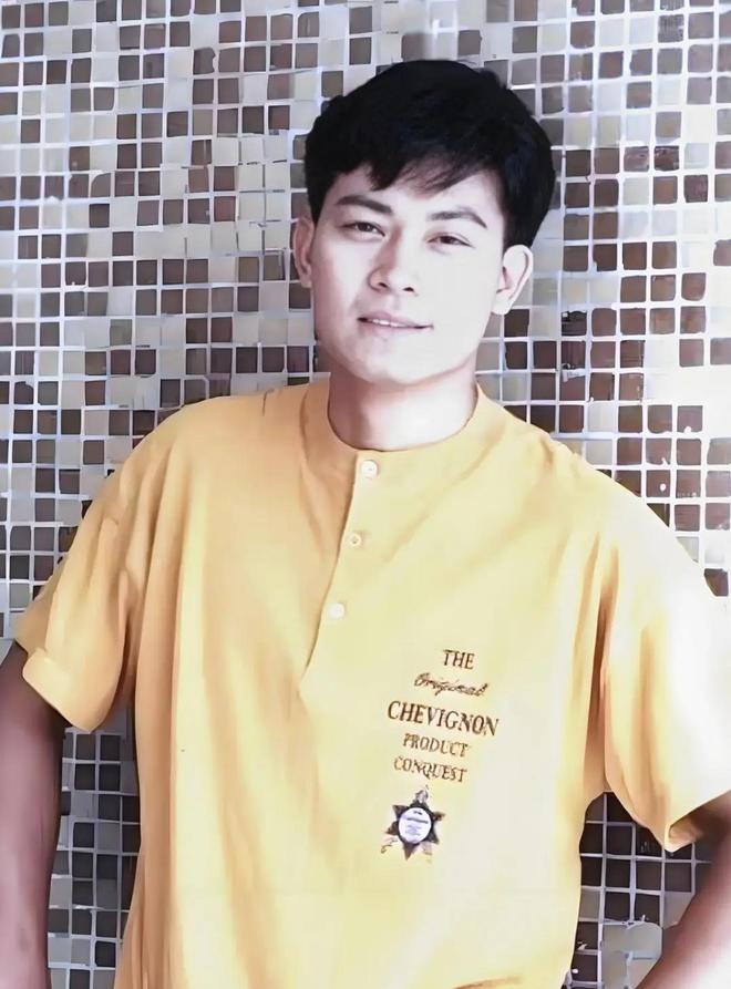 在港剧世界中他或许不是最耀眼的主角(图4)