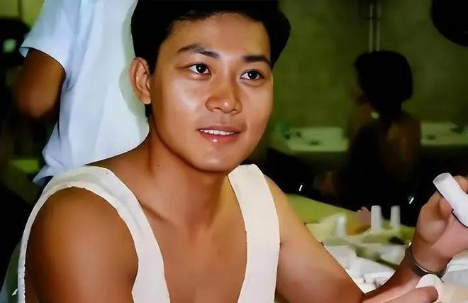 在港剧世界中他或许不是最耀眼的主角(图2)