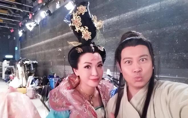 在港剧世界中他或许不是最耀眼的主角(图10)