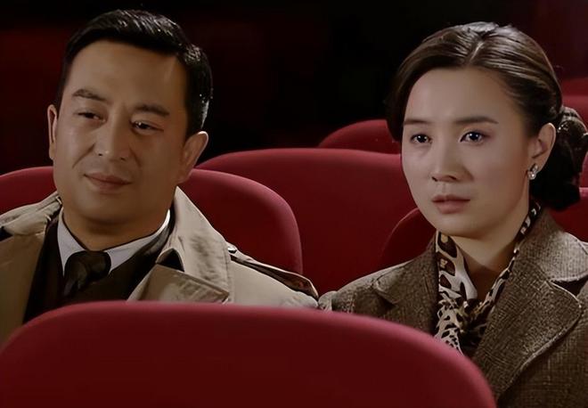 总局收视榜：《利剑·玫瑰》第八《归队》第二第一实至名归(图3)