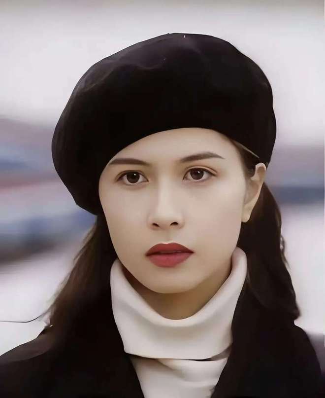 60岁邵美琪近照曝光腮帮子消失瘦成纸片人网友赞：逆龄生长(图6)