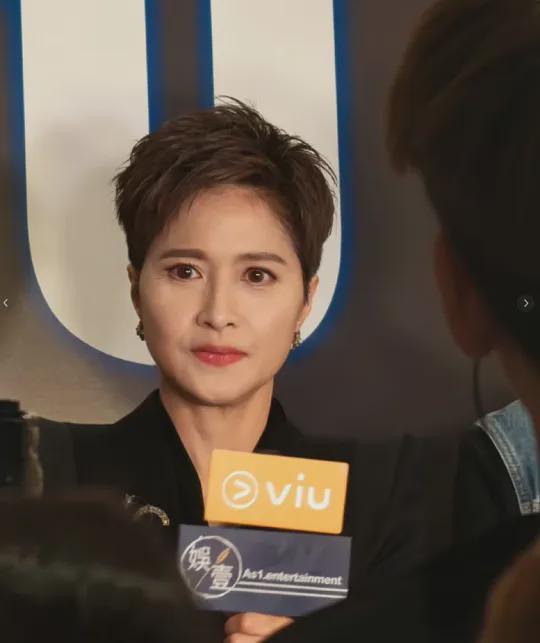 郑伊健也没想到分手26年前女友邵美琪已是