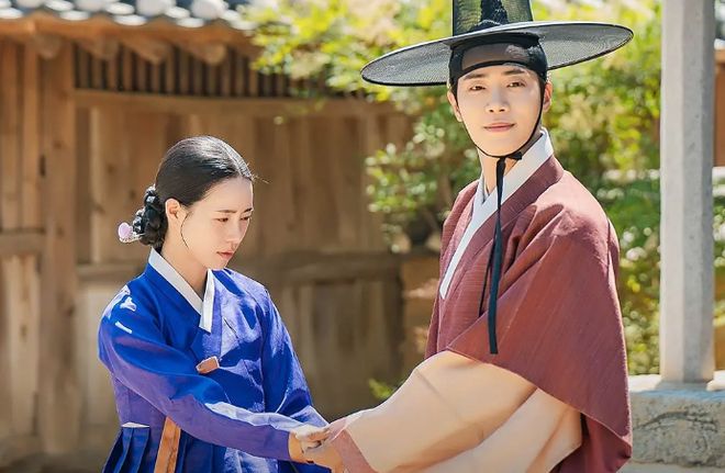 2025年播放率创新高的6部韩剧你觉得哪部是一匹黑马？(图6)