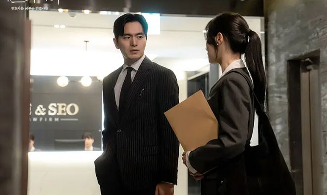 2025年播放率创新高的6部韩剧你觉得哪部是一匹黑马？(图3)