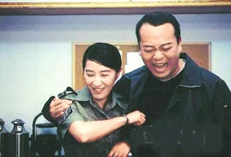 曾经这些TVB荧幕情侣可能不会再搭戏了心生怀念！(图2)