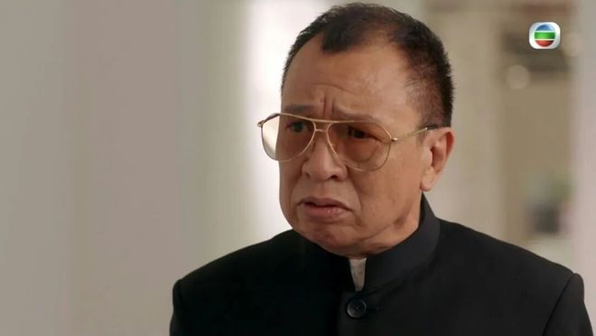 TVB重映经典作《使徒行者2》纪念许绍雄好友赞其顾家疼爱老婆拆解为何叫“Benz雄”(图2)