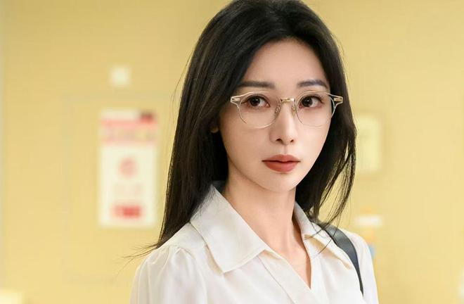 12月2日追剧日历9部热剧更新古装剧《凤凰台上》点映收官(图3)