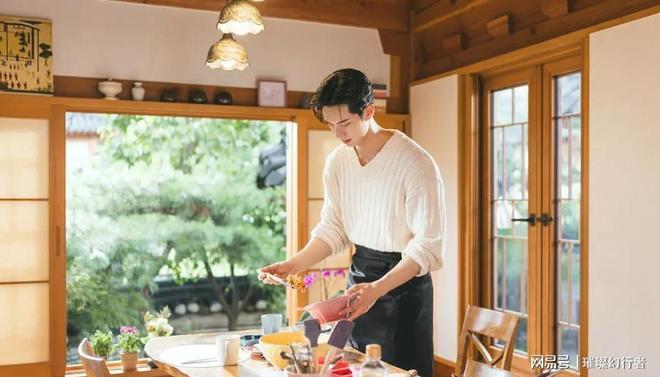 熬夜追不够看的3部韩剧每一部都是经典哪部是你熬夜追的？