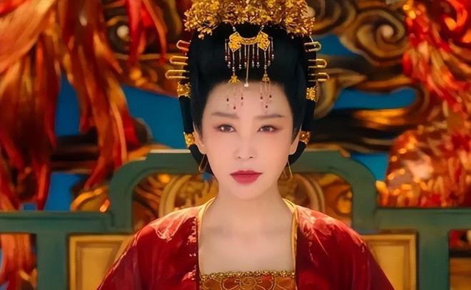 2025年十部热播悬疑剧豆瓣评分《乌云之上》垫底《唐诡3》第2(图33)