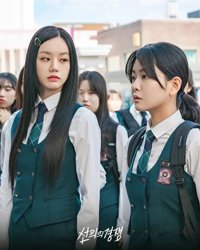 近3年最高分悬疑韩剧！《模范出租车3》只排第2冠军零负评！(图2)