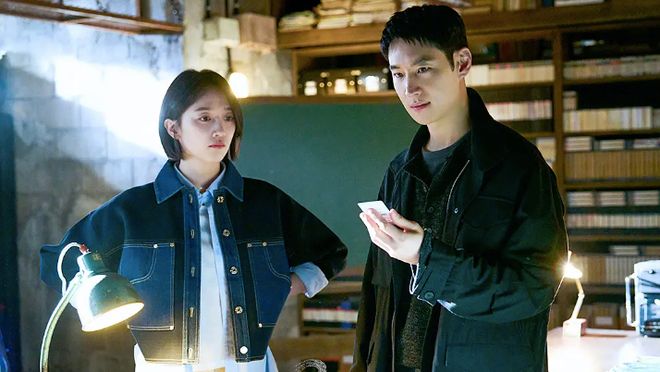 2025年韩剧盛典:7大必看高分神剧精彩不容错过!