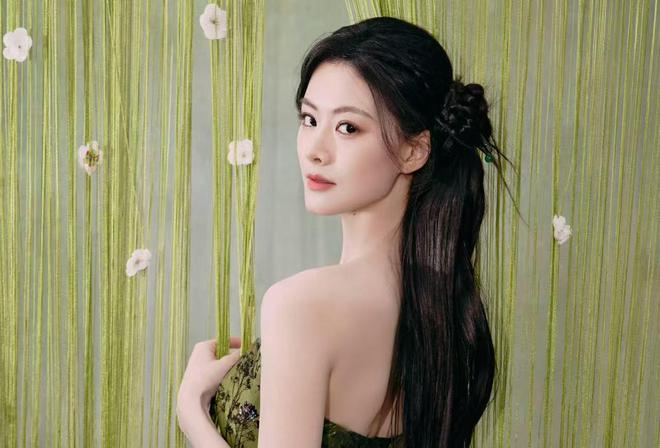 12月30日追剧日历10部热播剧更新都市情感剧《轻年》今日开播