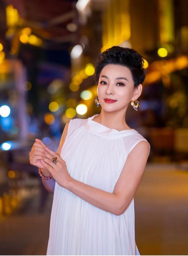 《人民的选择》央视热播制片人文馨揭秘“以民为本”创作内核(图2)